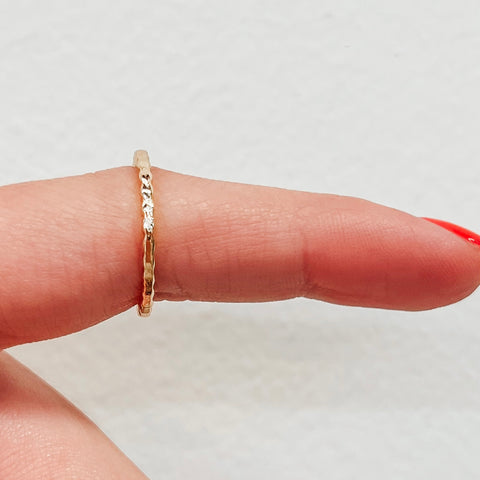 Elli Ribbed Ring