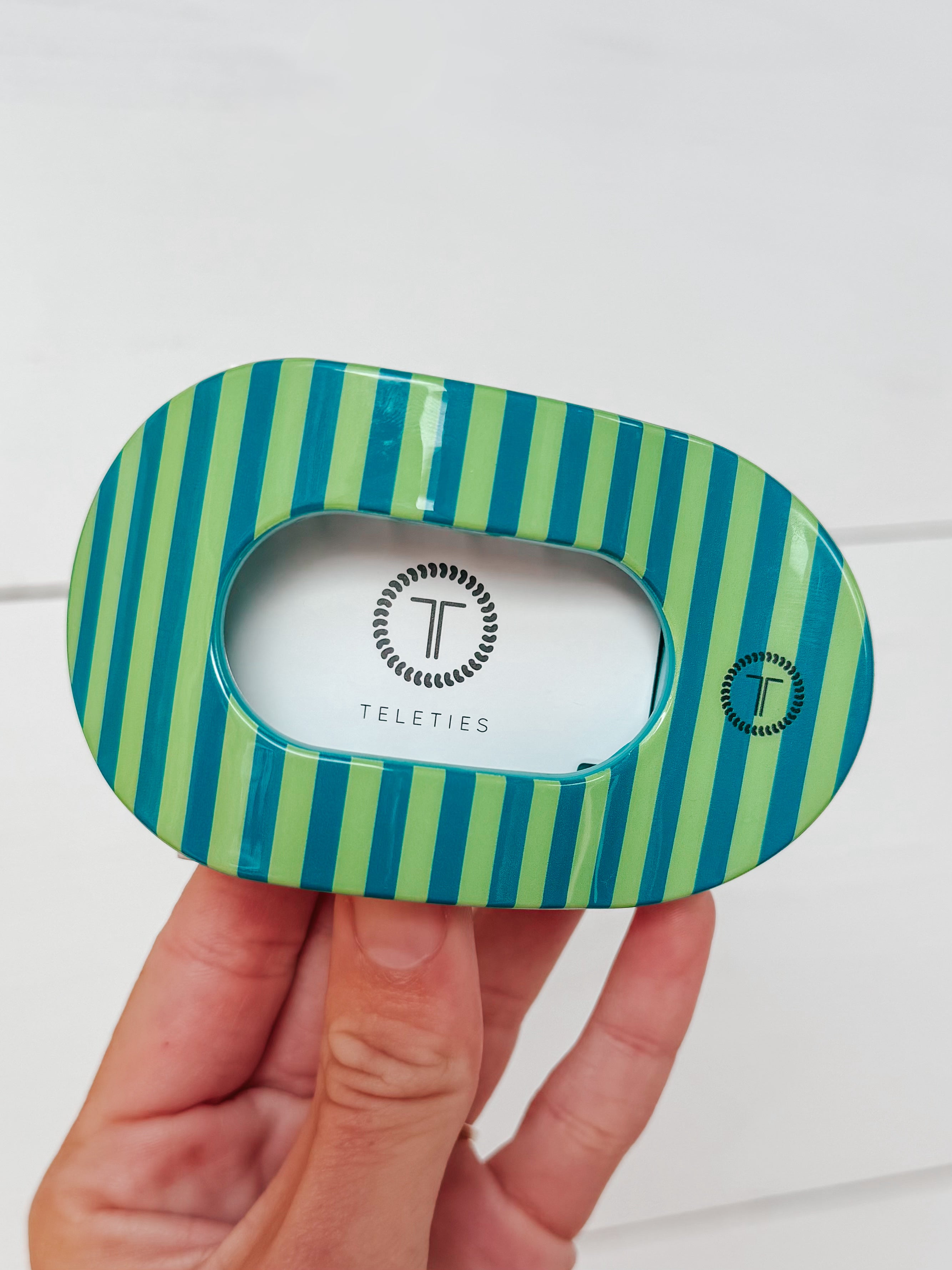 Medium Oval Teletie Clip