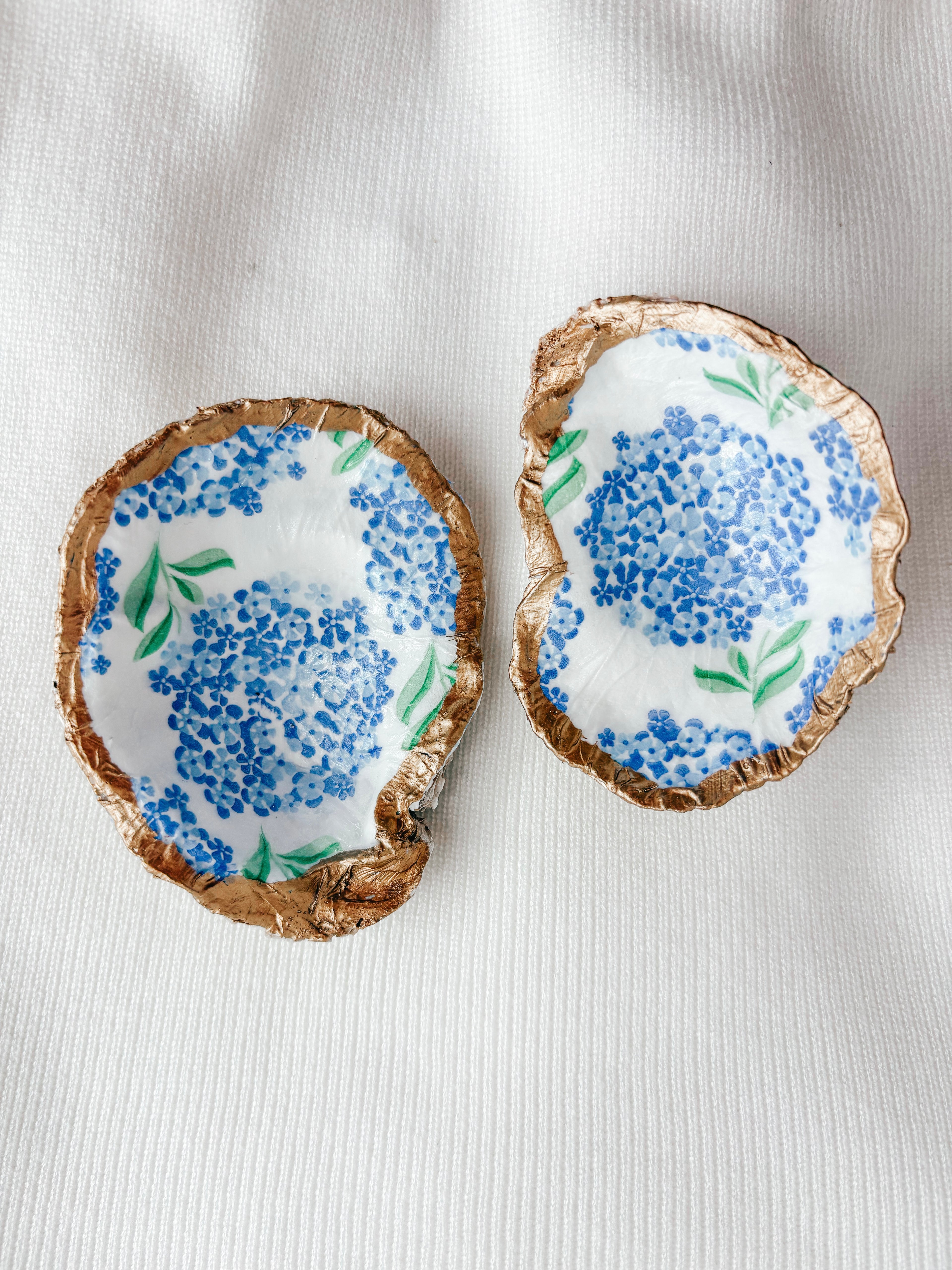 Handmade Oyster Trinket Dishes (Blooms)