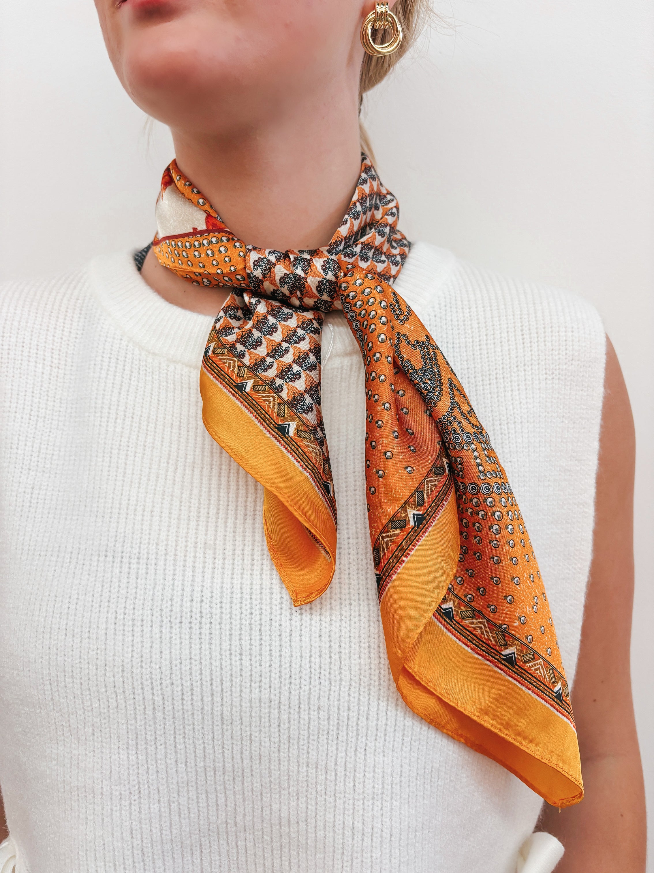 The Gallop grace Scarf
