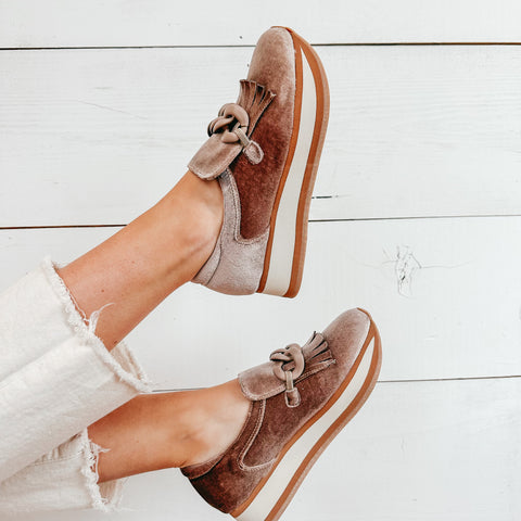 Bess Sneaker