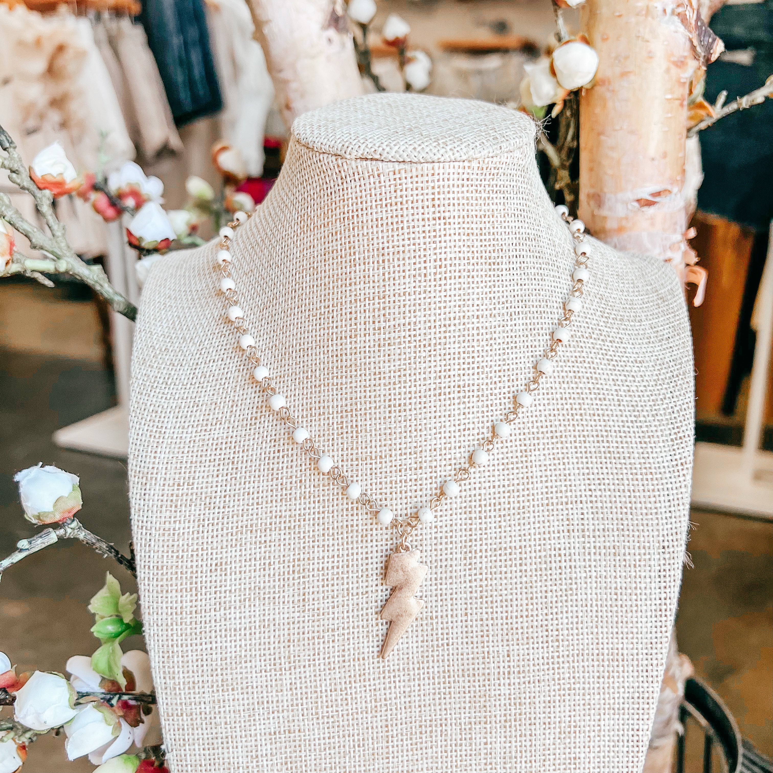 Lighting Ann Necklace