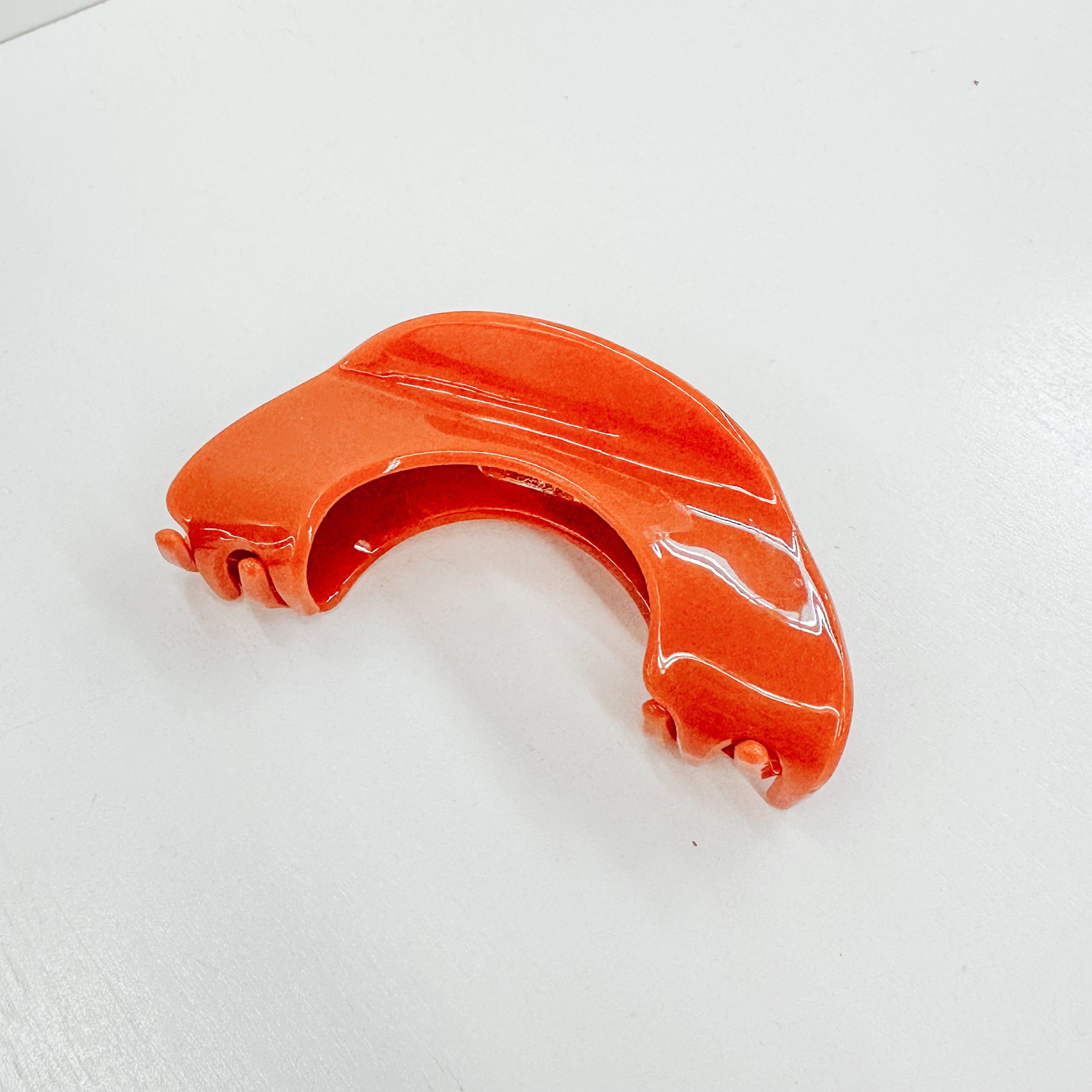 Curved Clip