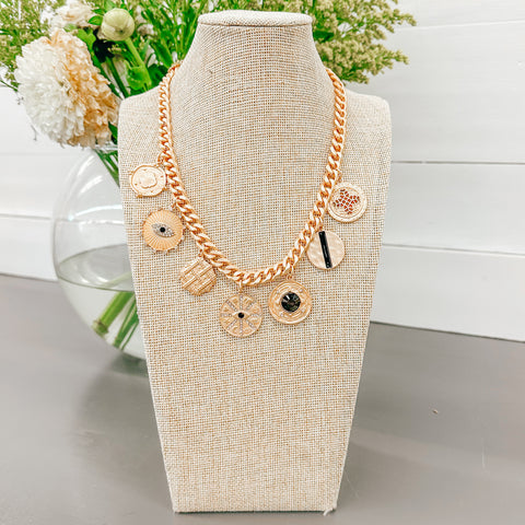 Many Beauties Necklace