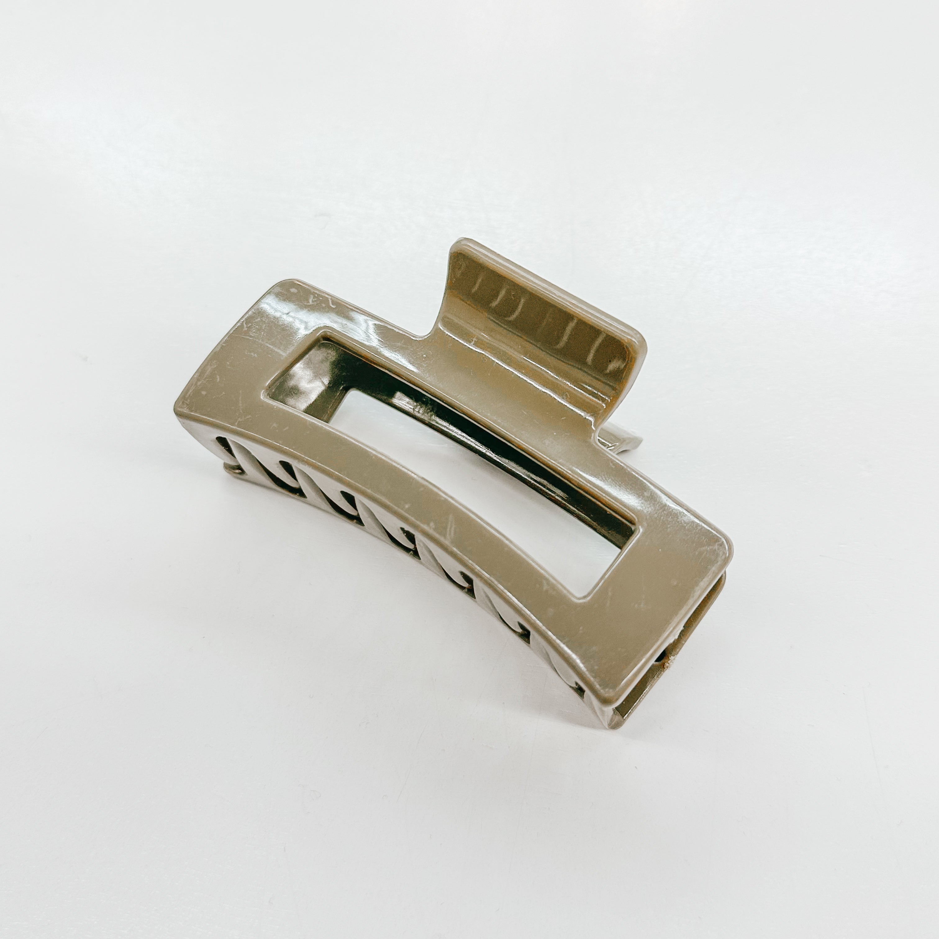Shiny Olive Clip