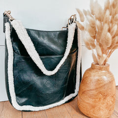 The Arctic Purse