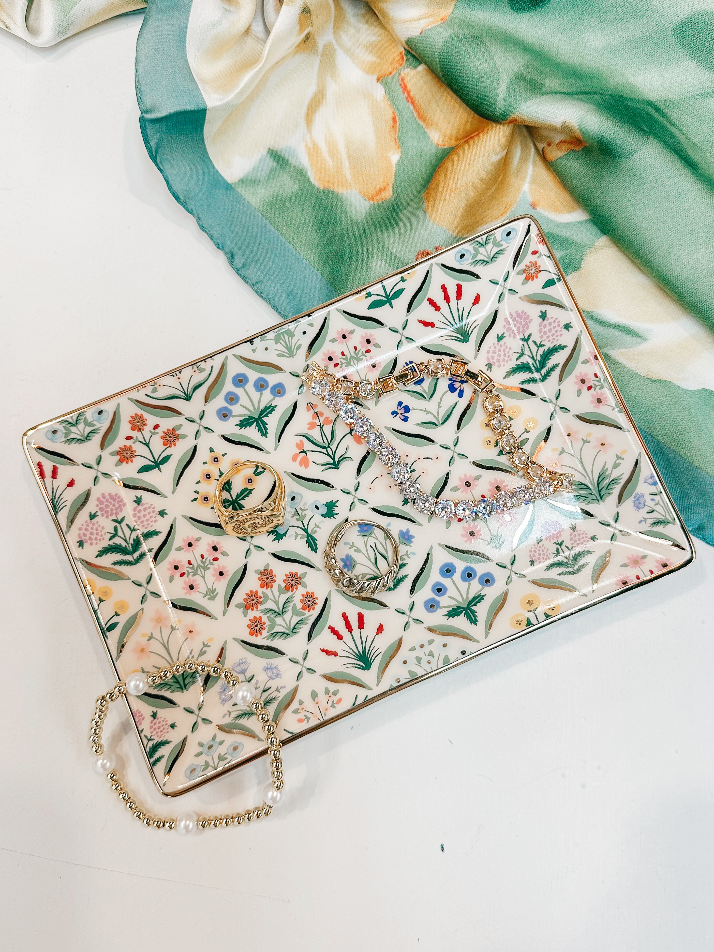 Estee Catchall Tray
