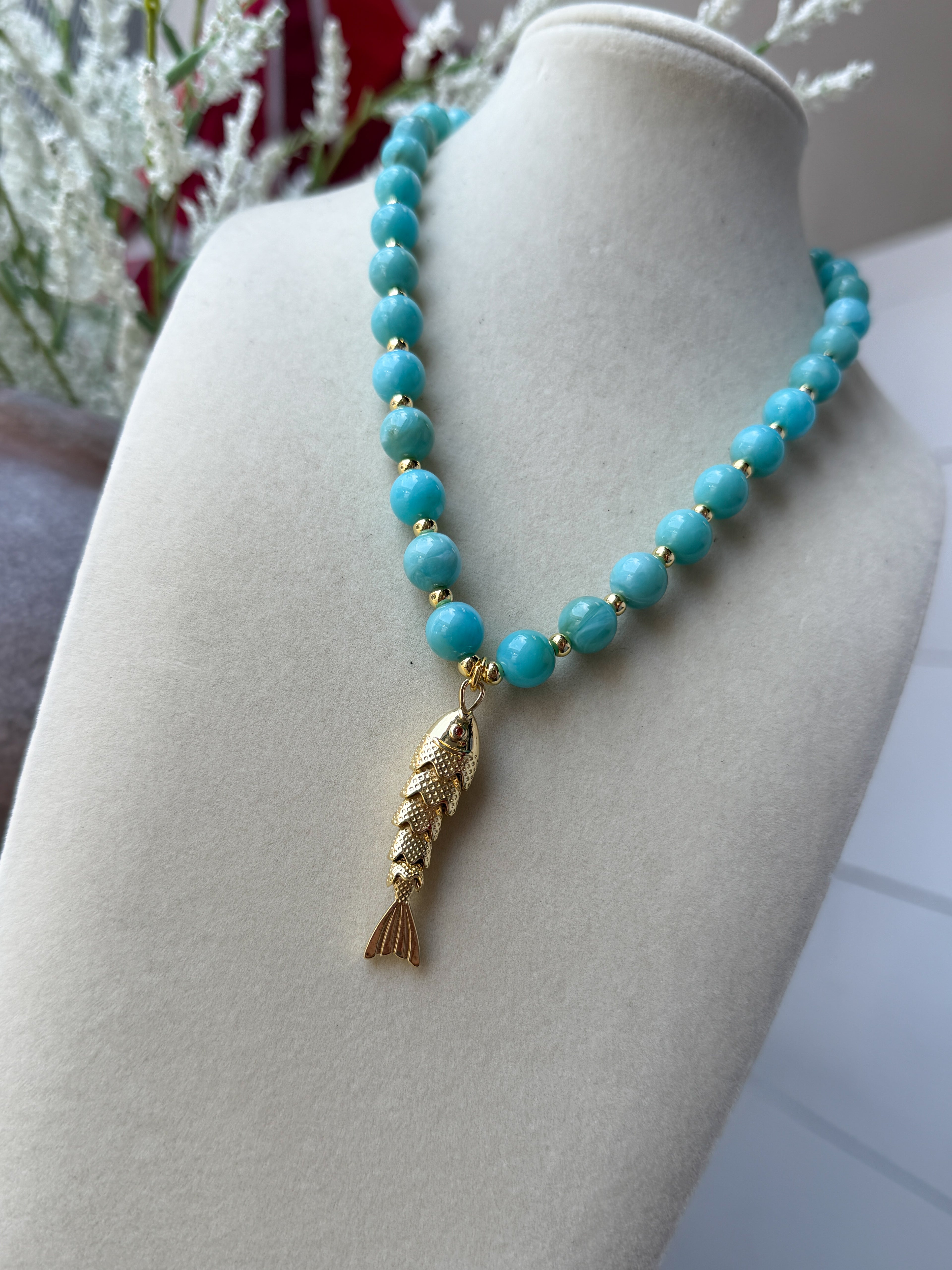 Coastal Catch Necklace