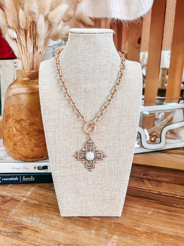 Pearl Pendant Necklace