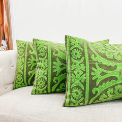 Emerald Velvet Detailed Pillow