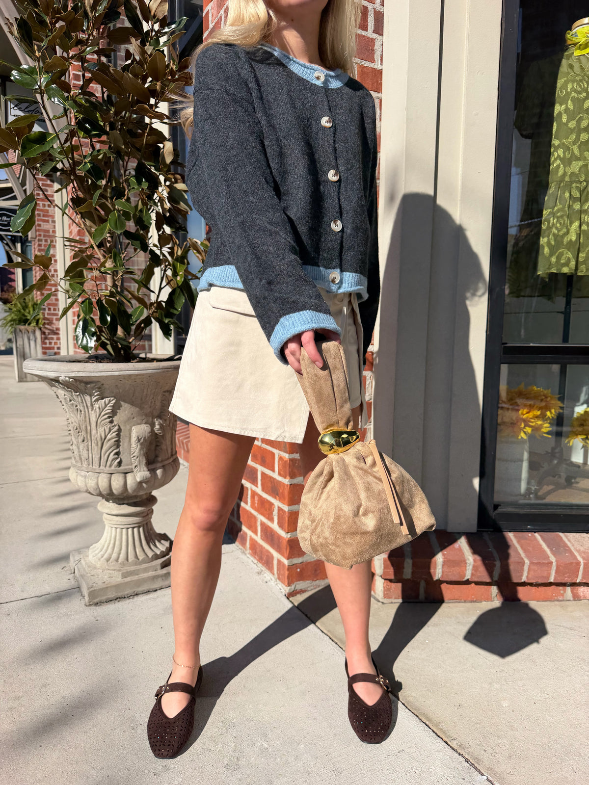 Autumn Cardigan Dancing