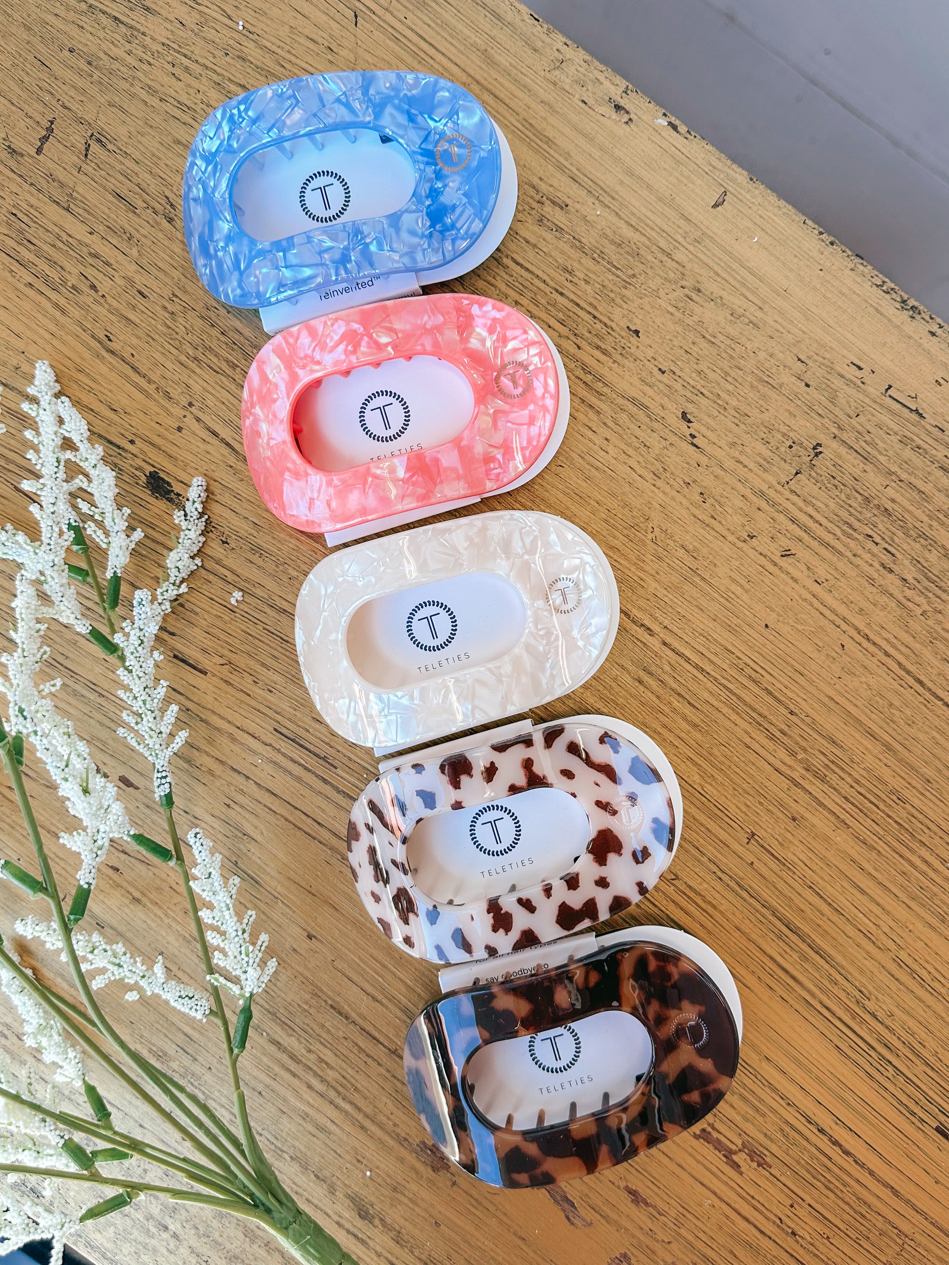 Large Oval Teletie Clip