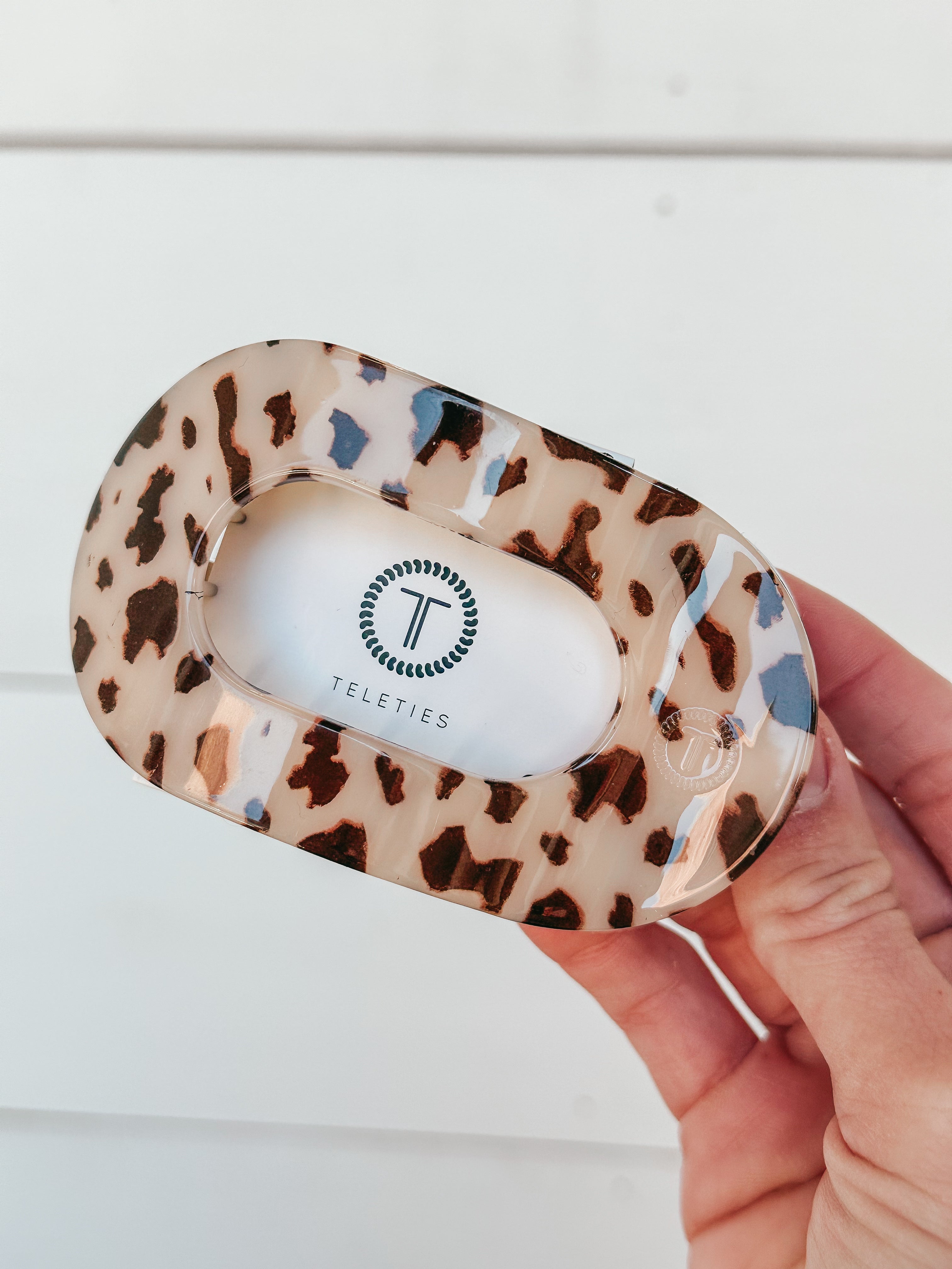 Small Oval Teletie Clip