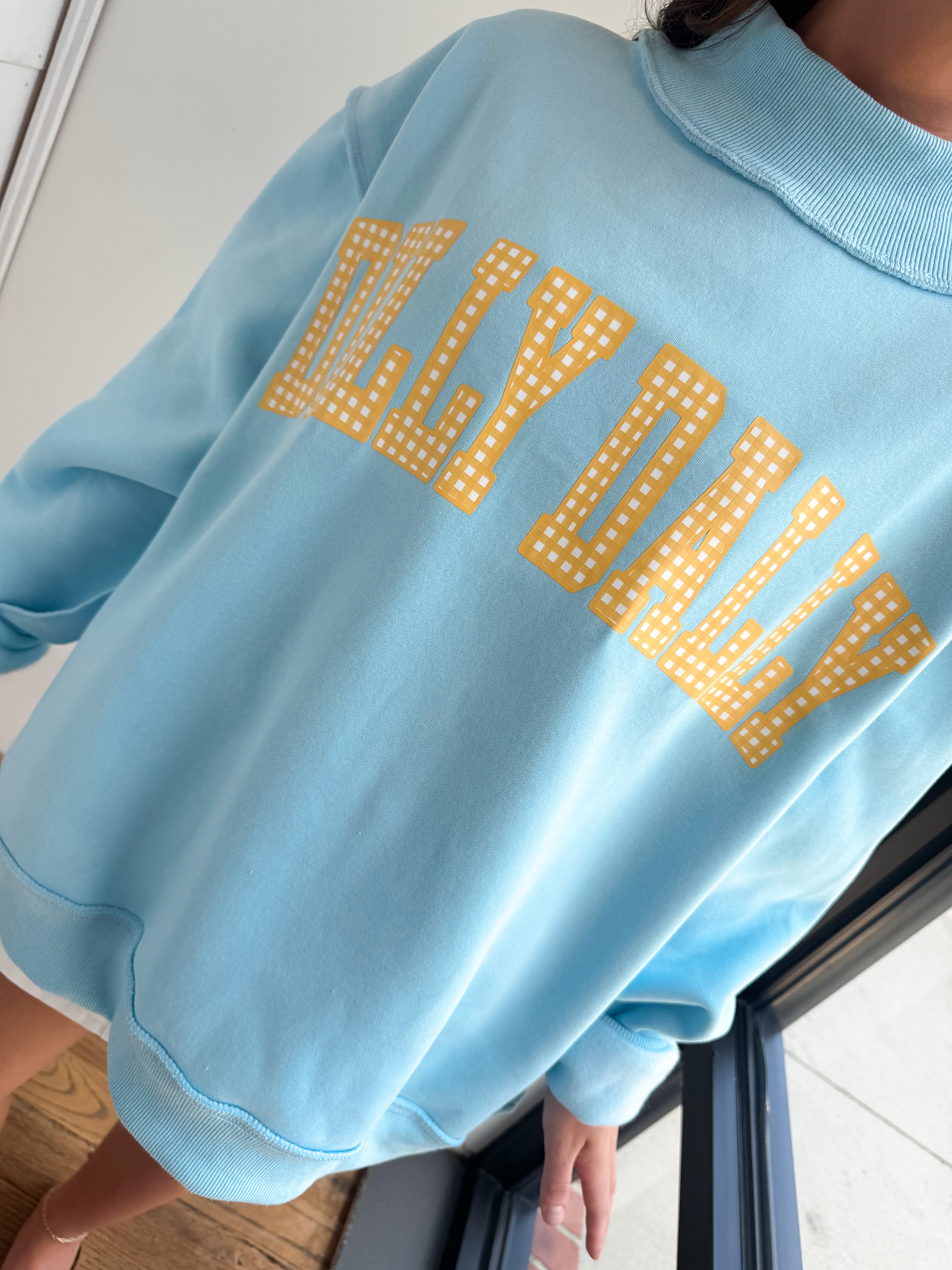 Dilly Dally Mockneck