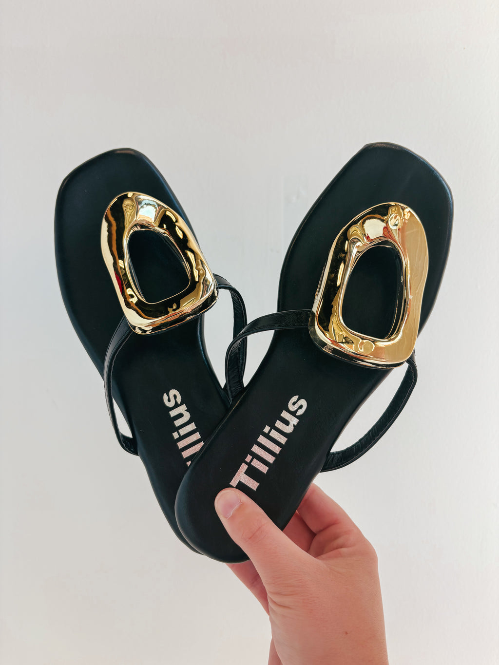 The Avery Sandal