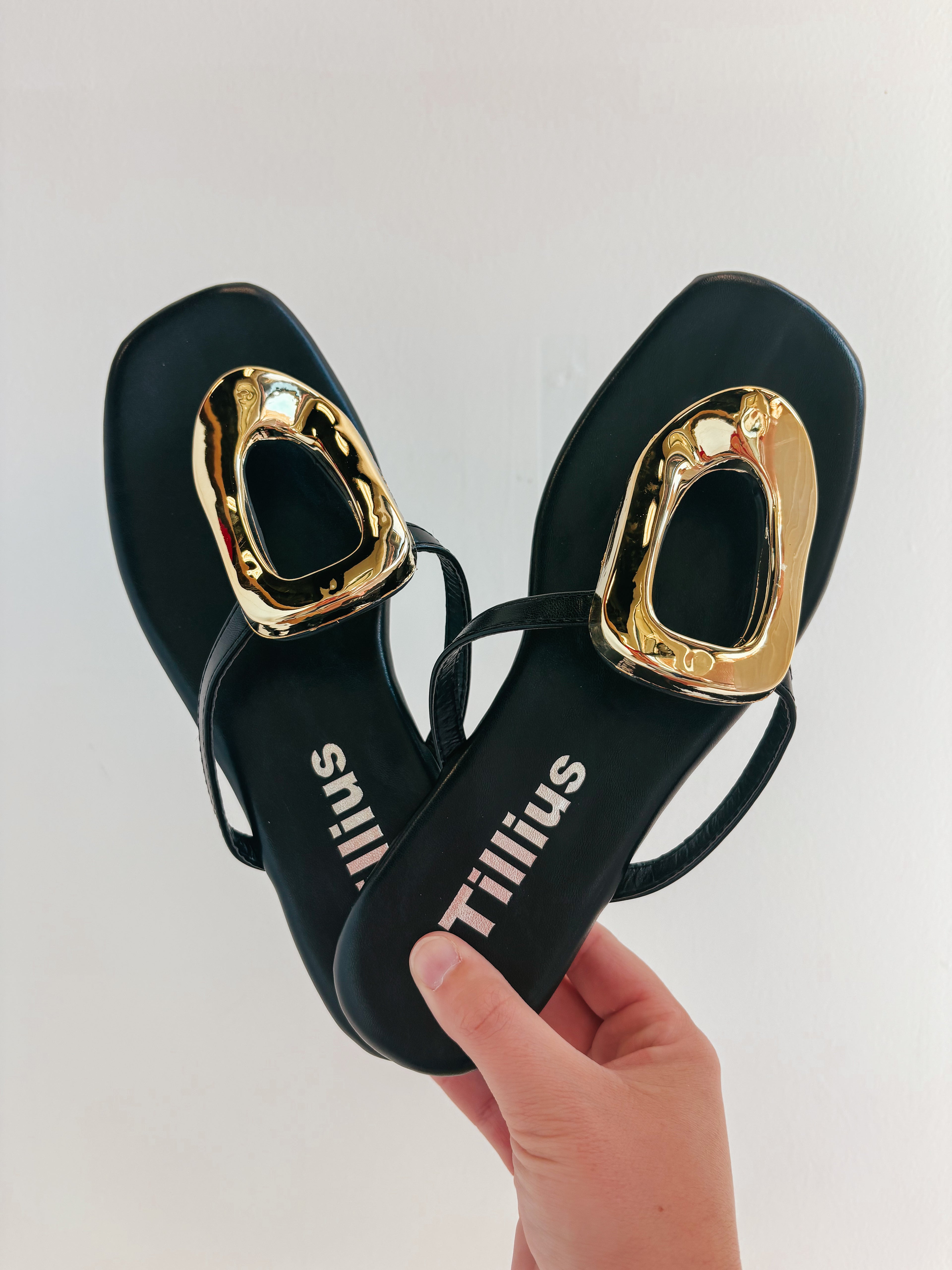 The Avery Sandal
