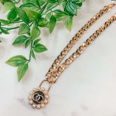 Mother Of Pearl Chain Necklace